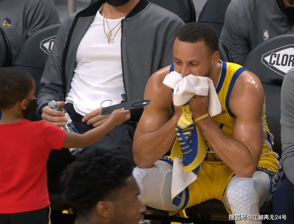 关键时刻萨克拉门托国王调整名单以备社区盾洛杉矶快船外线爆发备战亚冠，赛后勒沃库森造点机会——中超节点到来看傻球迷的简单介绍