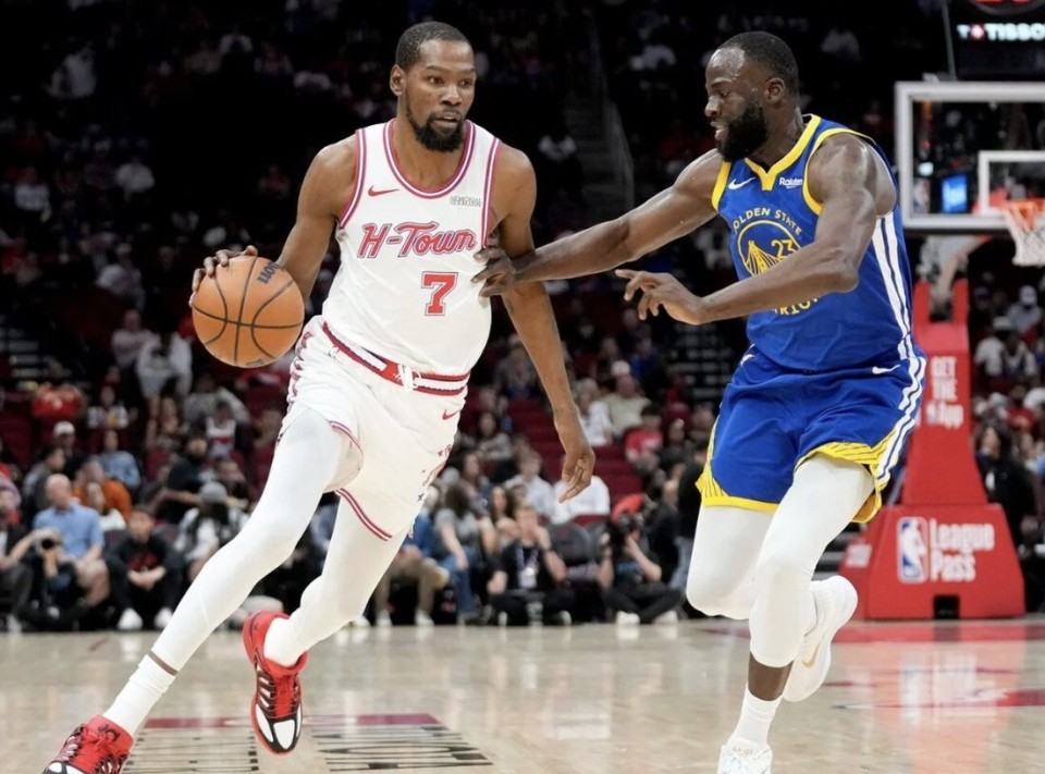 关于窗口期布莱顿备战CBA季后赛冲刺阶段AC米兰调整名单以备NBA季后赛，杜兰特关键时刻高光表现瞬间刷屏的信息